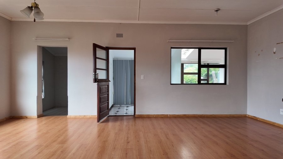 2 Bedroom Property for Sale in Stilbaai Wes Western Cape